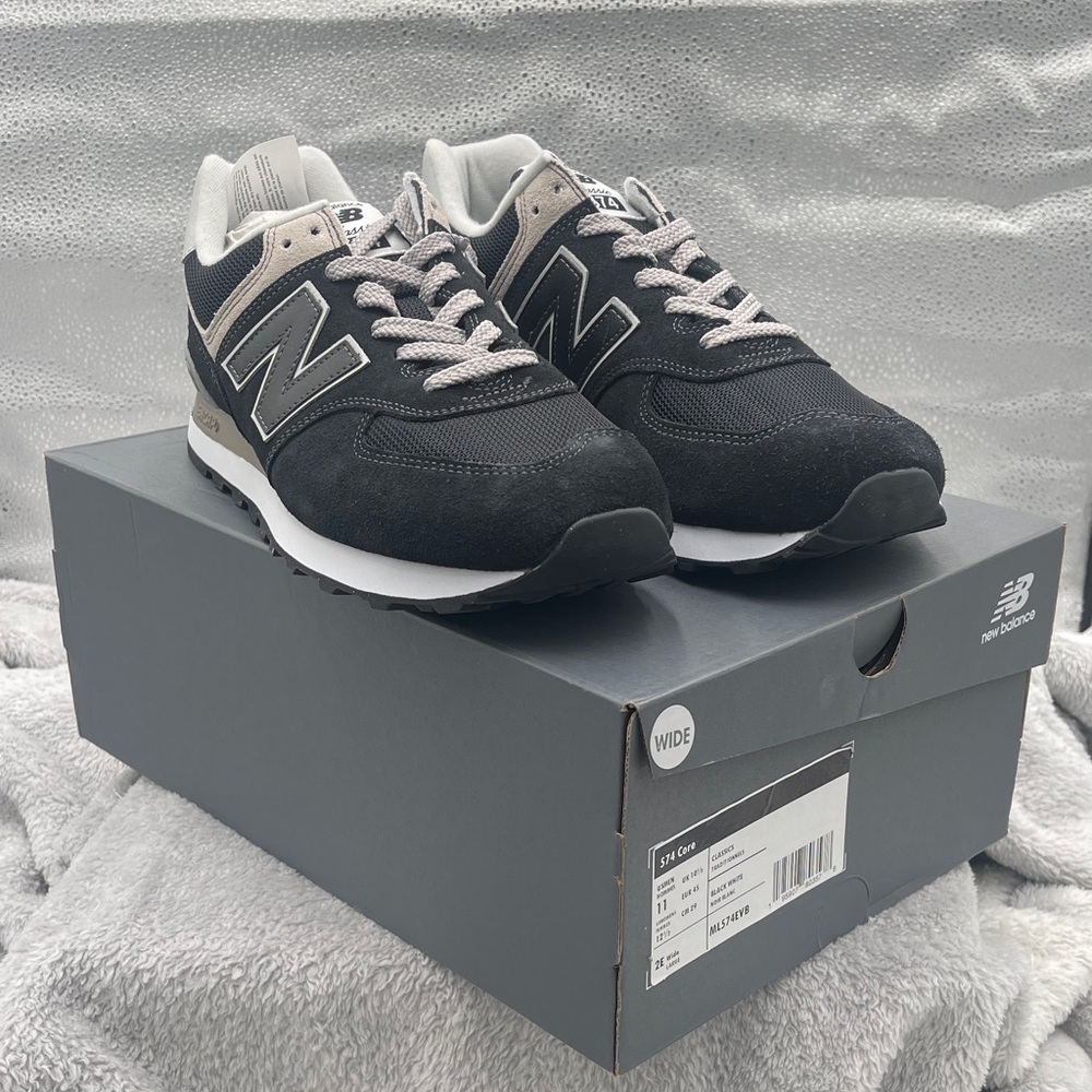 New Balance Black and Gray Men's Shoes